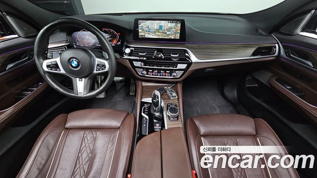 BMW Gran Turismo 2020 — photo 10