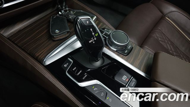 BMW Gran Turismo 2020 — photo 12