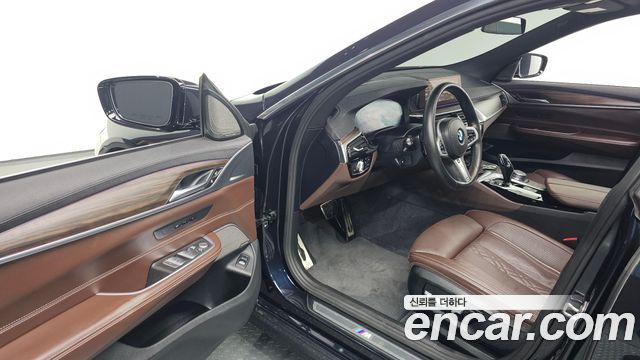 BMW Gran Turismo 2020 — photo 13