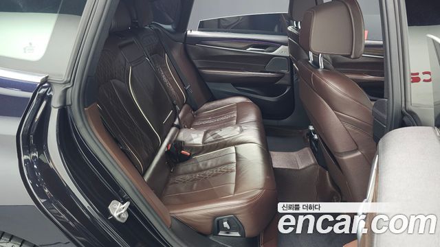 BMW Gran Turismo 2020 — photo 17