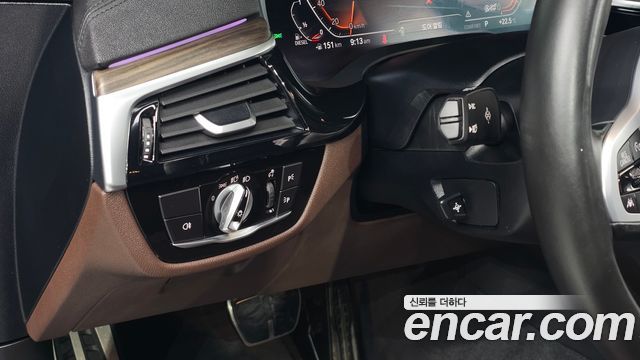 BMW Gran Turismo 2020 — photo 22