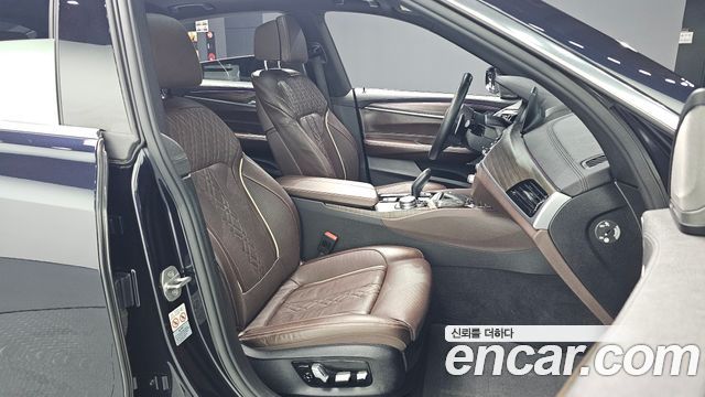 BMW Gran Turismo 2020 — photo 16