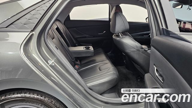 Hyundai AVANTE 2024 — photo 17