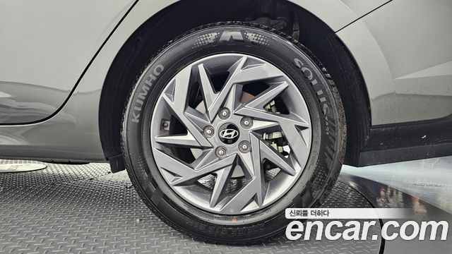Hyundai AVANTE 2024 — photo 7