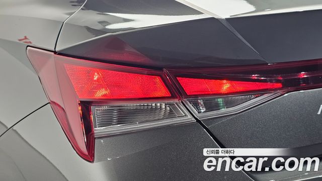 Hyundai AVANTE 2024 — photo 9