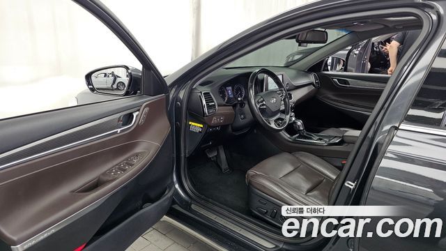 Hyundai Grandeur 2018 — photo 10