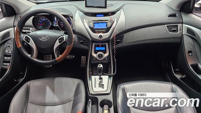 Hyundai AVANTE 2011 — photo 7