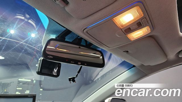 Hyundai AVANTE 2011 — photo 18