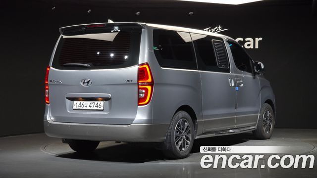 Hyundai Starex 2020 — photo 2