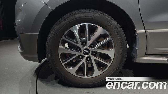Hyundai Starex 2020 — photo 5