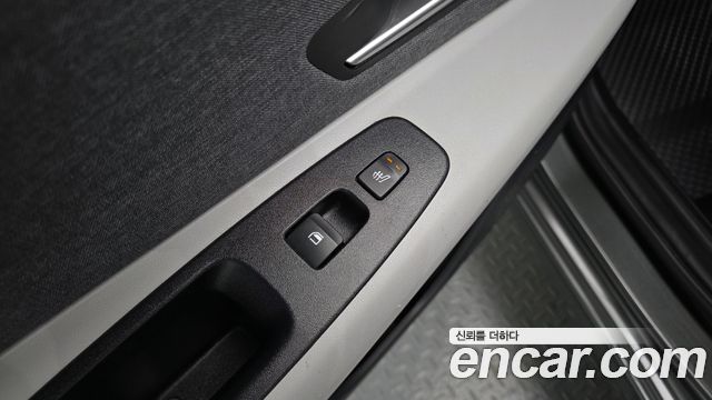 Hyundai AVANTE 2023 — photo 19