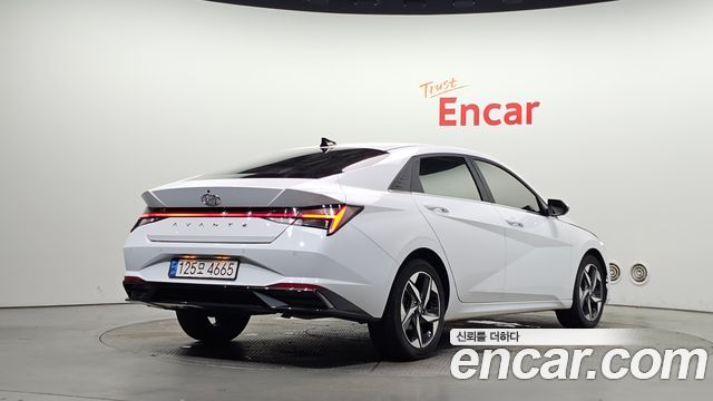 Hyundai AVANTE 2022 — photo 2