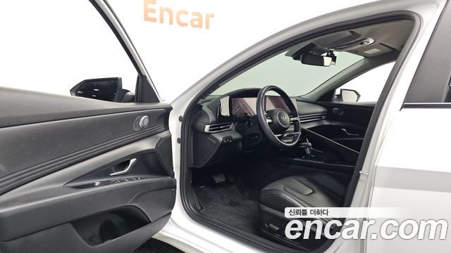 Hyundai AVANTE 2022 — photo 10