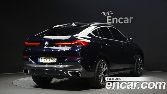 BMW X6 2021 — photo 2