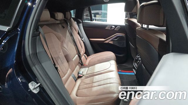 BMW X6 2021 — photo 17