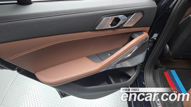 BMW X6 2021 — photo 15
