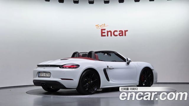 Porsche 718 2017 — photo 2