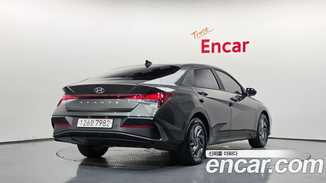 Hyundai AVANTE 2024 — photo 2