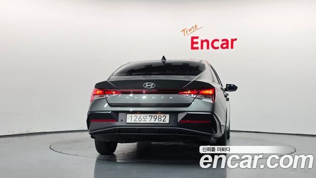 Hyundai AVANTE 2024 — photo 4