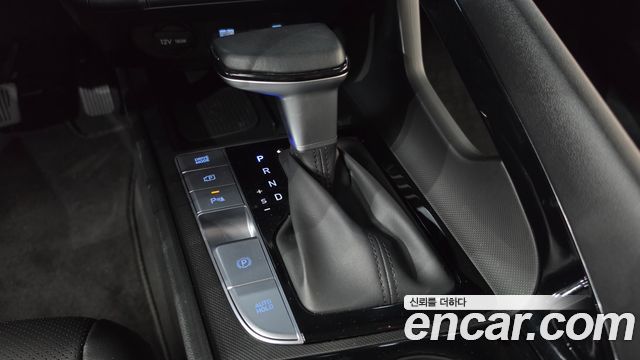 Hyundai AVANTE 2024 — photo 12