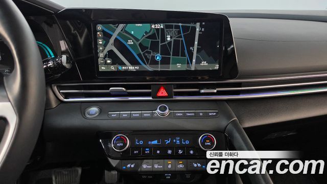 Hyundai AVANTE 2024 — photo 19