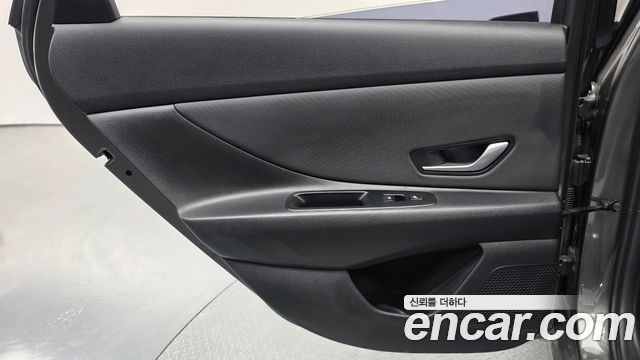 Hyundai AVANTE 2024 — photo 15