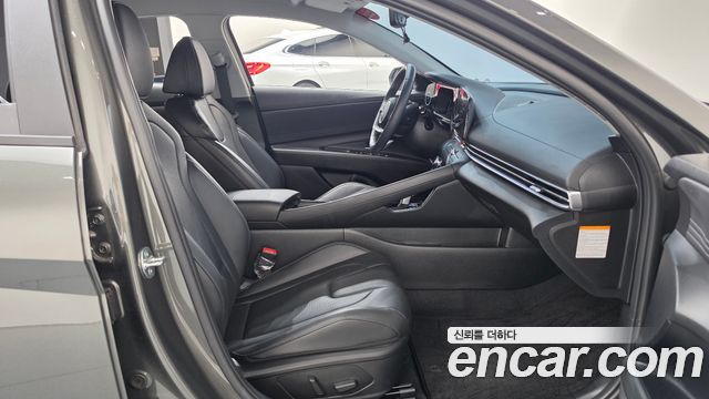 Hyundai AVANTE 2024 — photo 16