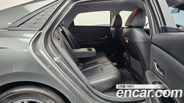 Hyundai AVANTE 2024 — photo 17