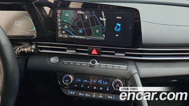 Hyundai AVANTE 2024 — photo 18