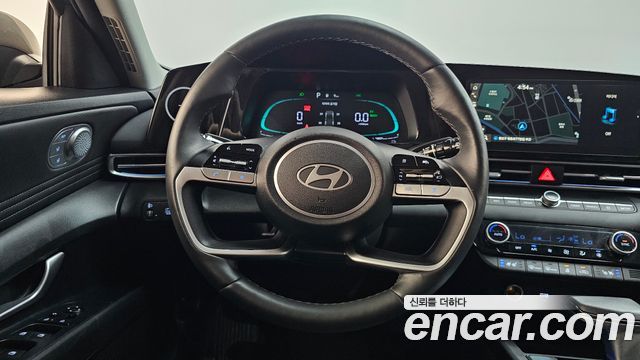 Hyundai AVANTE 2024 — photo 19