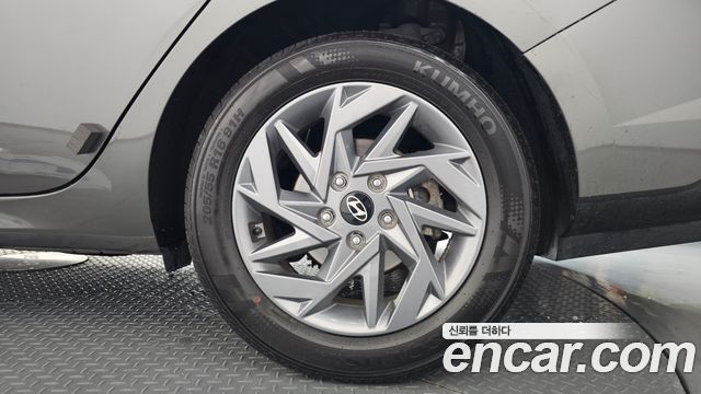 Hyundai AVANTE 2024 — photo 7