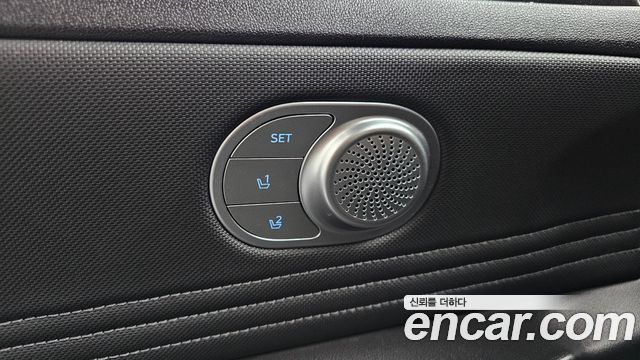 Hyundai AVANTE 2024 — photo 33