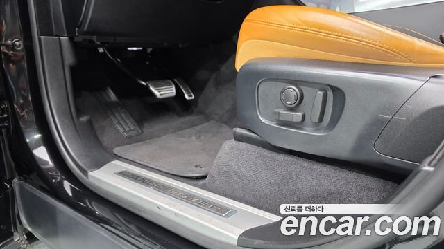 Land Rover Range Rover Sport 2019 — photo 31