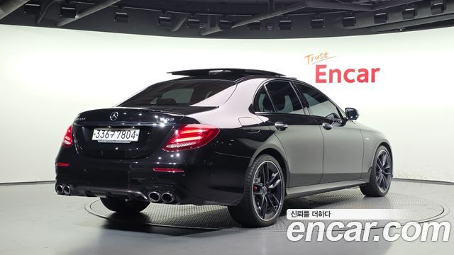 Mercedes-Benz E-Class 2019 — photo 2