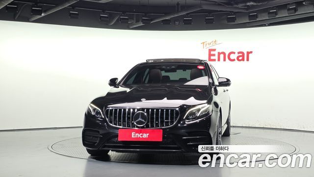 Mercedes-Benz E-Class 2019 — photo 3
