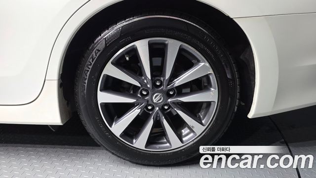 Nissan Altima 2017 — photo 5