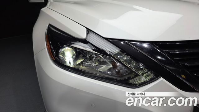 Nissan Altima 2017 — photo 8