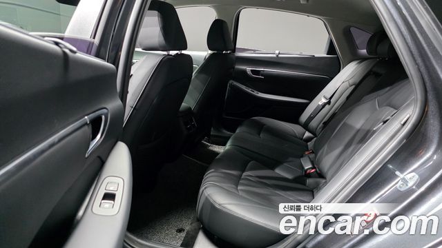 Hyundai Sonata 2020 — photo 18