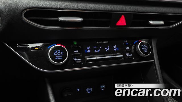 Hyundai Sonata 2020 — photo 28