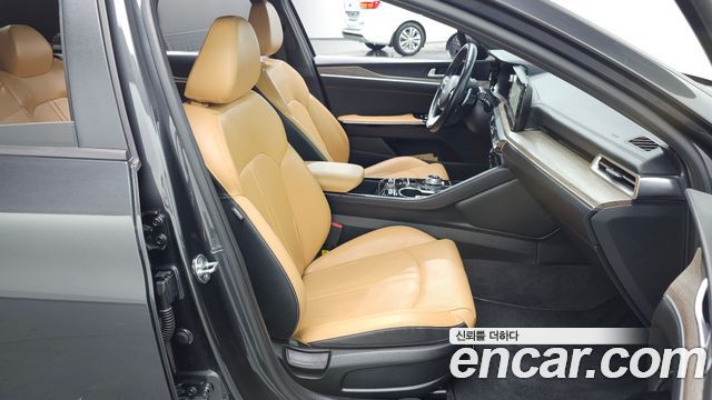 Kia K5 2022 — photo 10