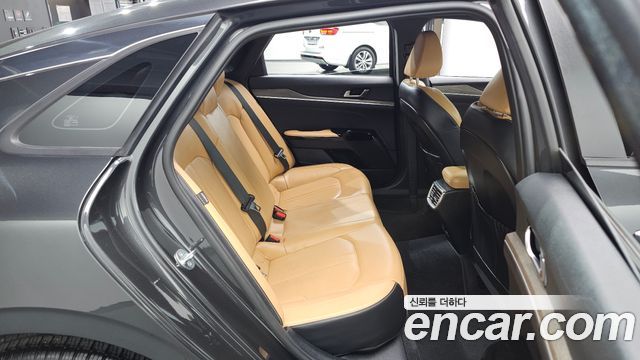Kia K5 2022 — photo 11