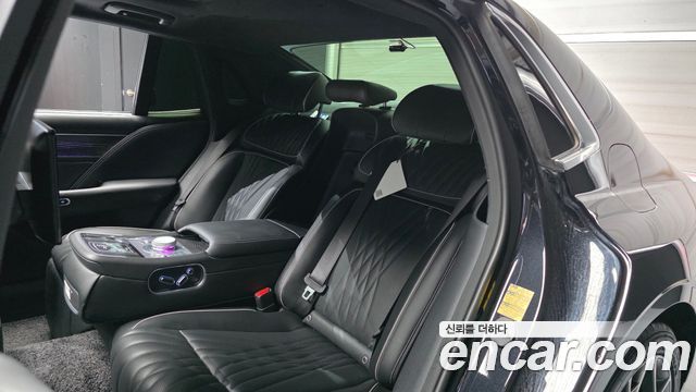 Genesis G90 2022 — photo 18