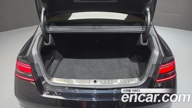 Genesis G90 2022 — photo 25