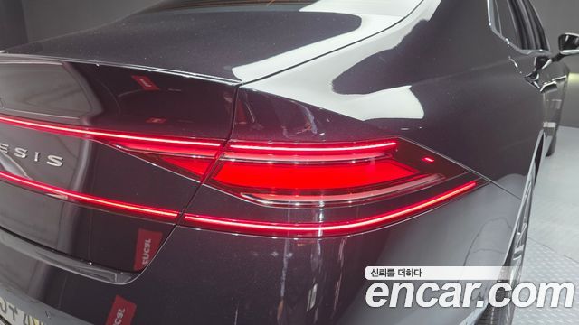 Genesis G90 2022 — photo 9