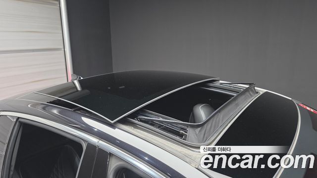Genesis G90 2022 — photo 34