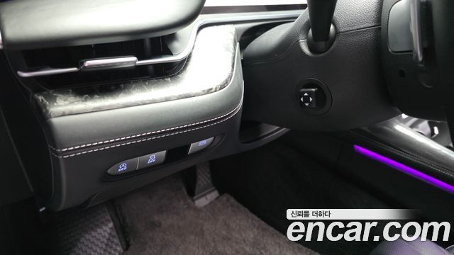 Genesis G90 2022 — photo 39