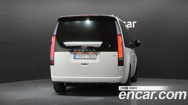 Hyundai Staria 2024 — photo 4