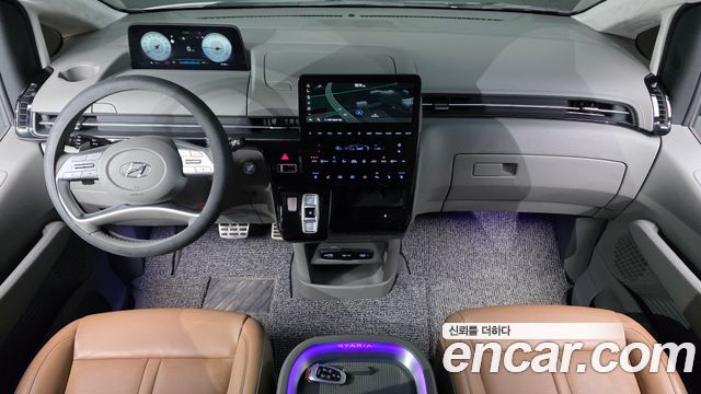 Hyundai Staria 2024 — photo 10