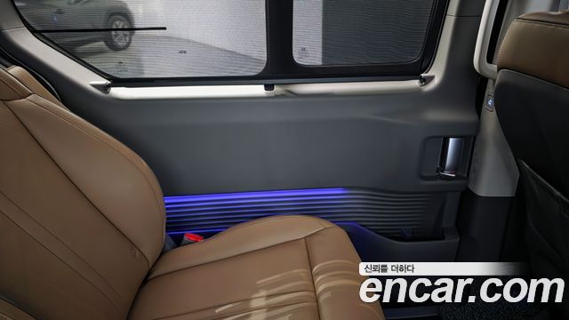 Hyundai Staria 2024 — photo 15