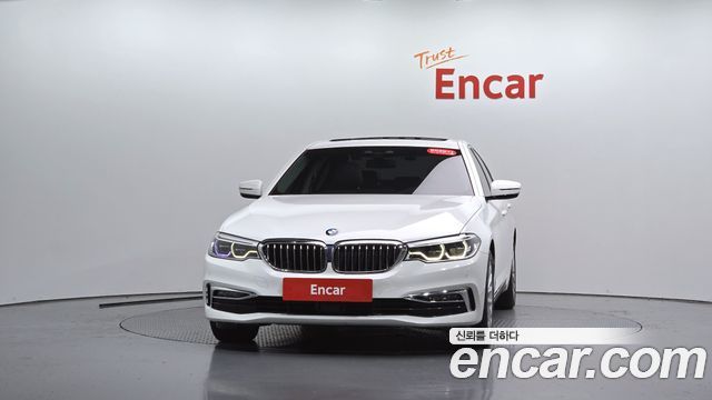 BMW 5-Series 2019 — photo 3